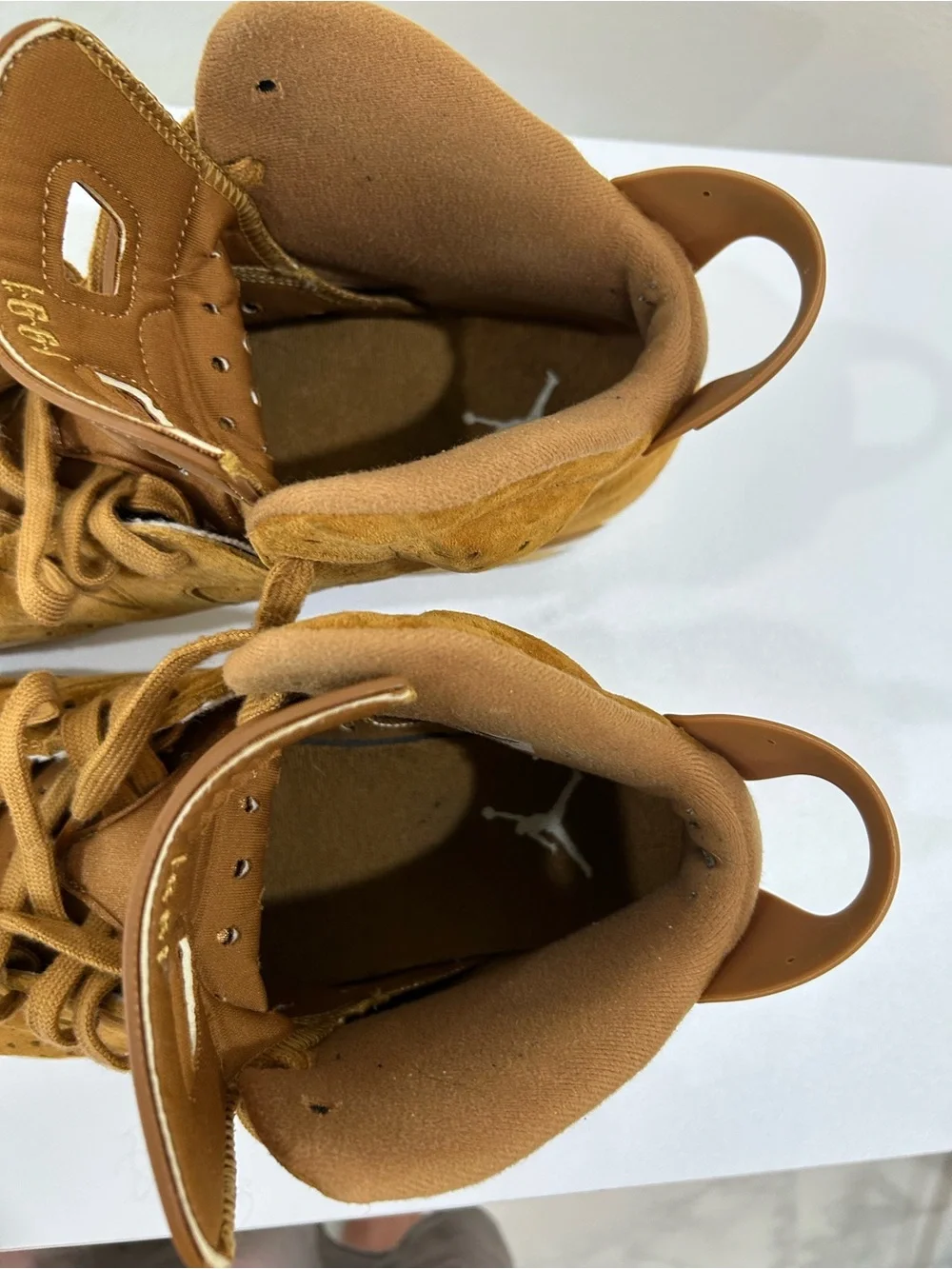 Air Jordan 6 Retro “Wheat” Golden Harvest Suede High-Top Sneakers, Men’s Size 13